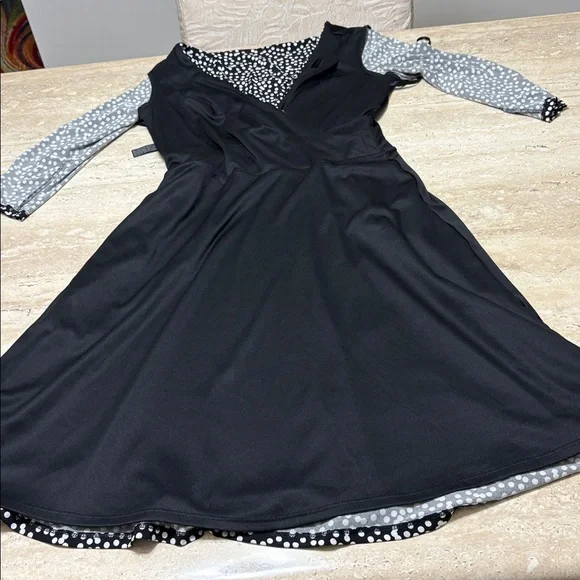NWOT WHBM black with white polkadot dress with sash belt, Excellent Condition. - Picture 9 of 10